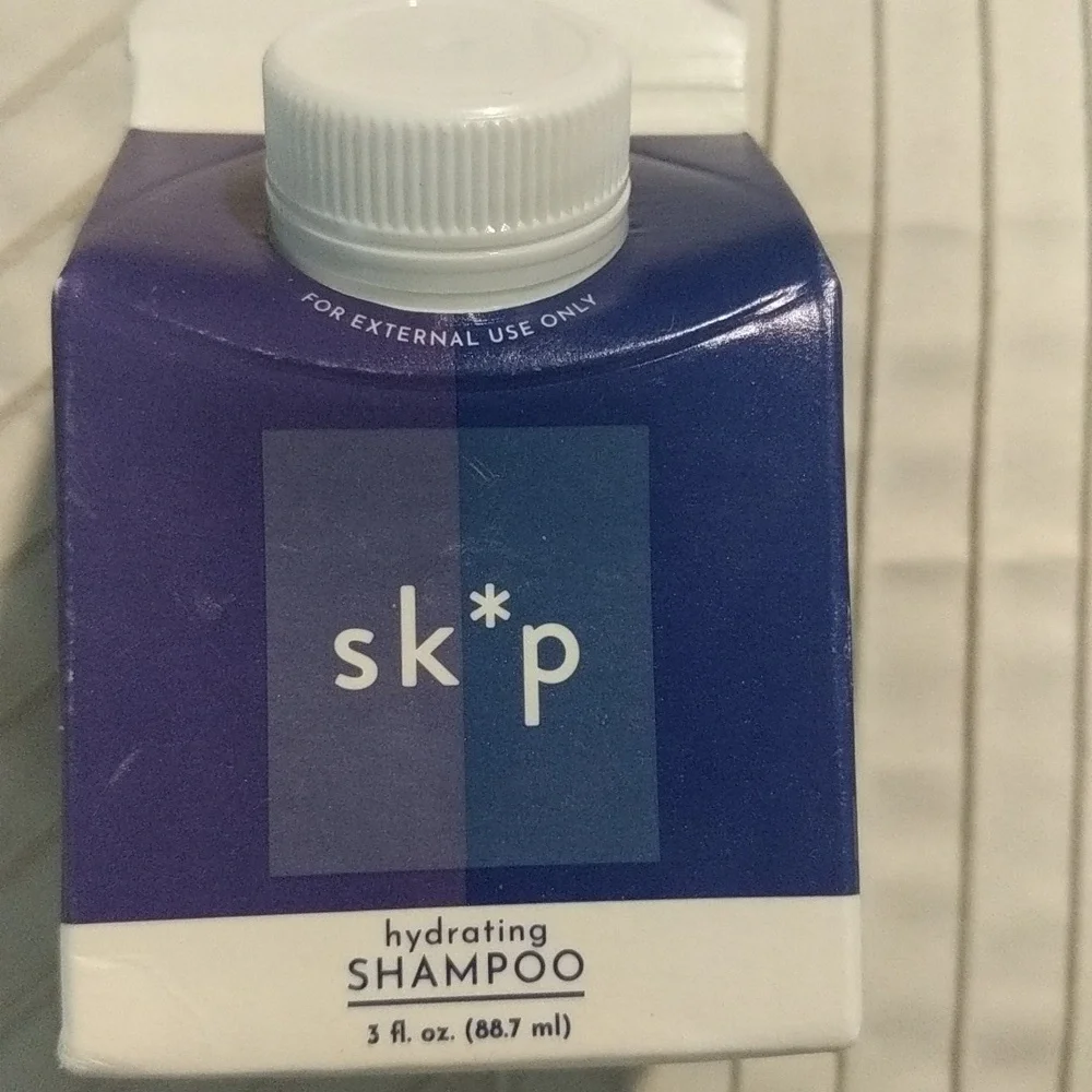 NWT Hydrating Shampoo